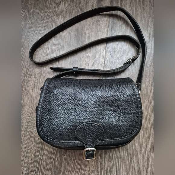 Roots Handbags - Roots Black Pebbled Leather Saddle Bag Shoulder Crossbody Bag. Vintage 80s